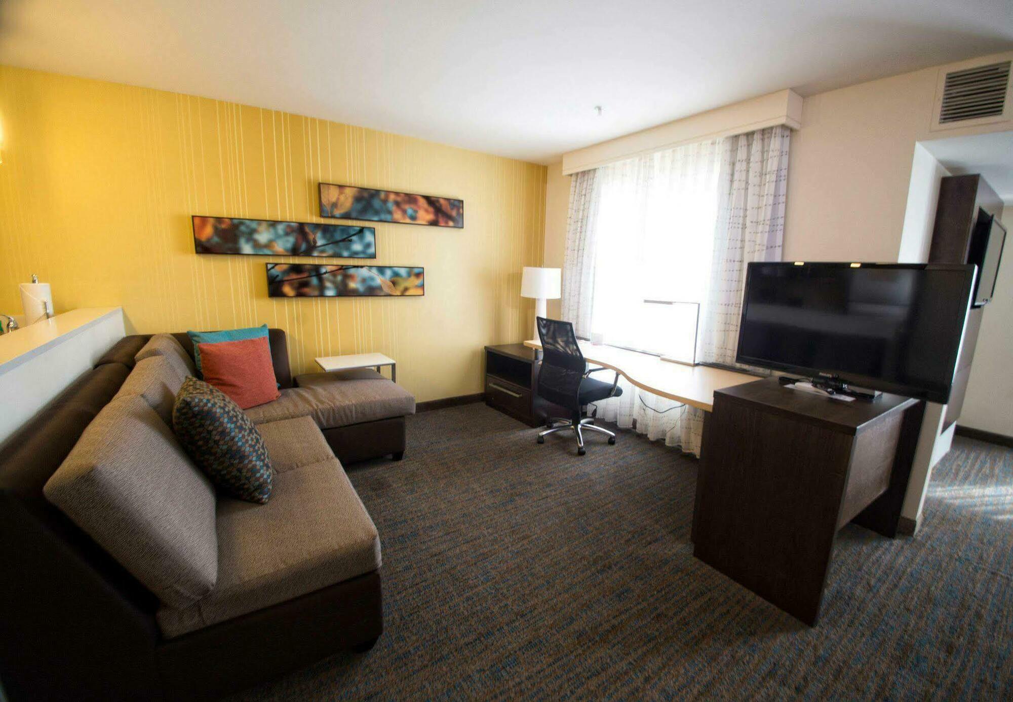 Residence Inn By Marriott Omaha West Екстериор снимка